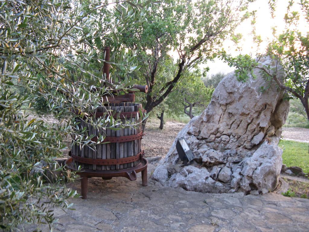 Crapa Licca Villa Ventimiglia di Sicilia Exterior photo